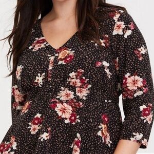 Torrid Black Leopard Floral Peplum Chablis Corset Back Top 3/4 Sleeves